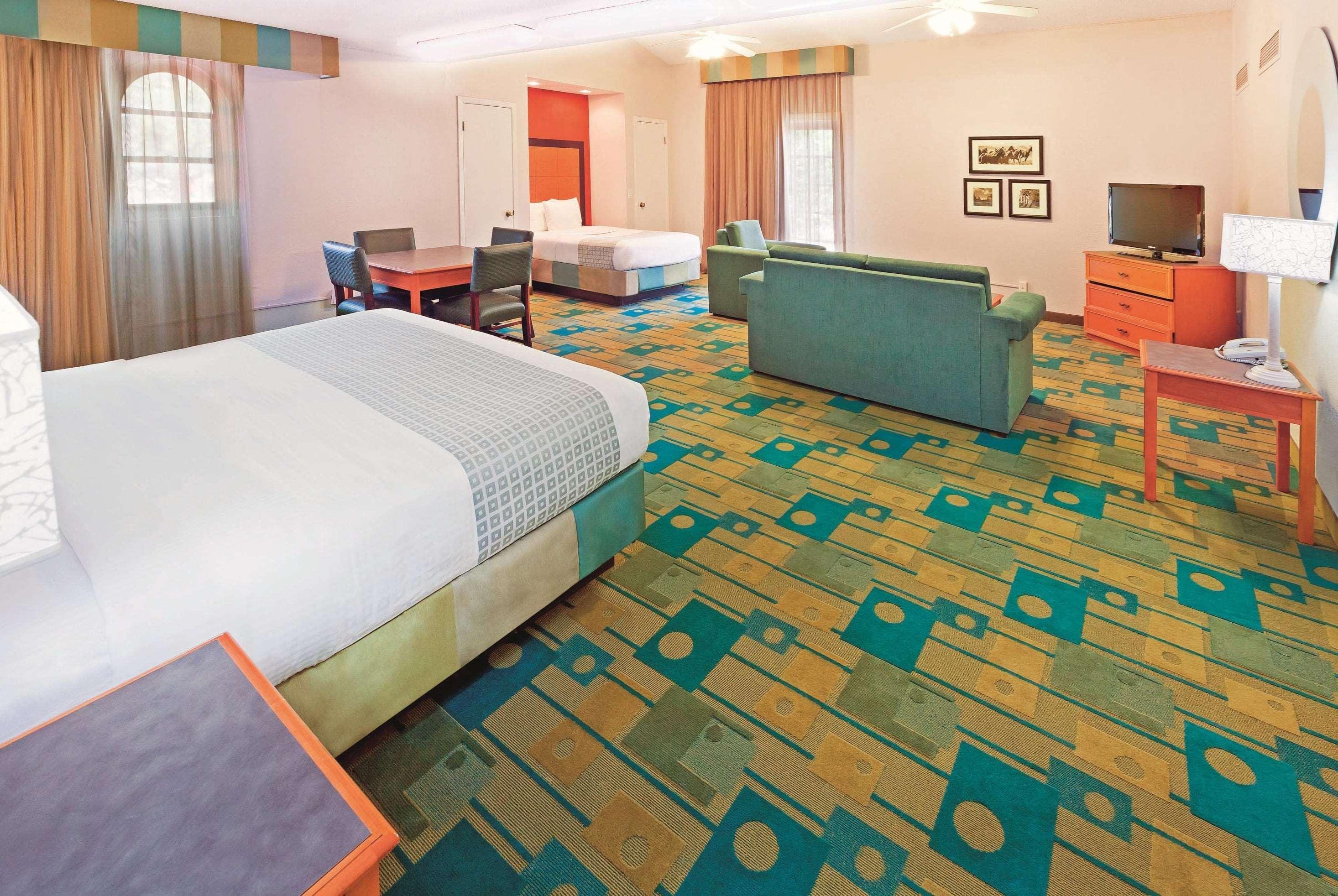 מלון Baymont By Wyndham Lubbock - Downtown Civic Center מראה חיצוני תמונה