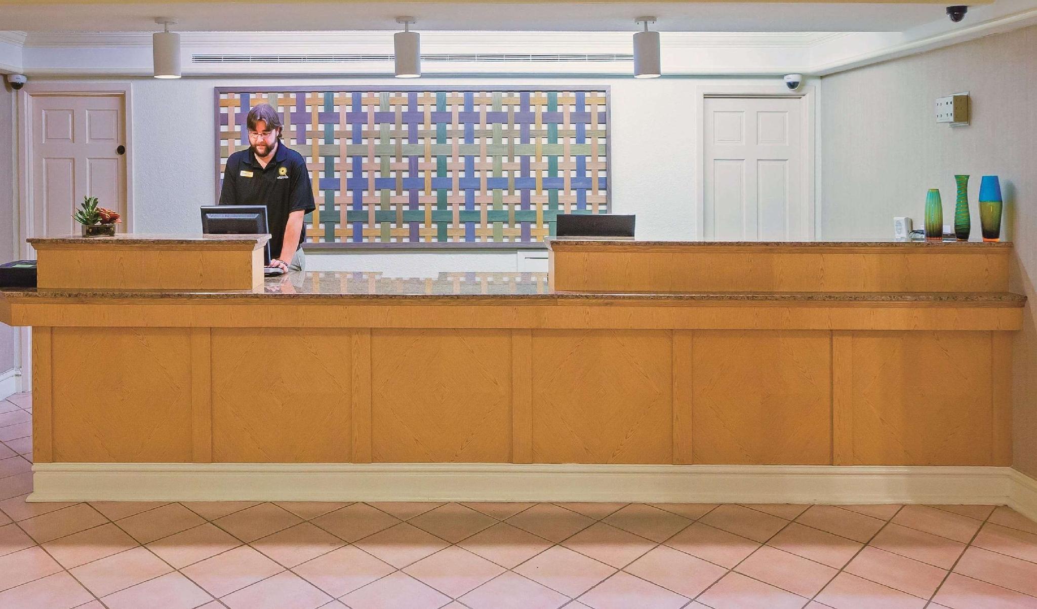 מלון Baymont By Wyndham Lubbock - Downtown Civic Center מראה חיצוני תמונה
